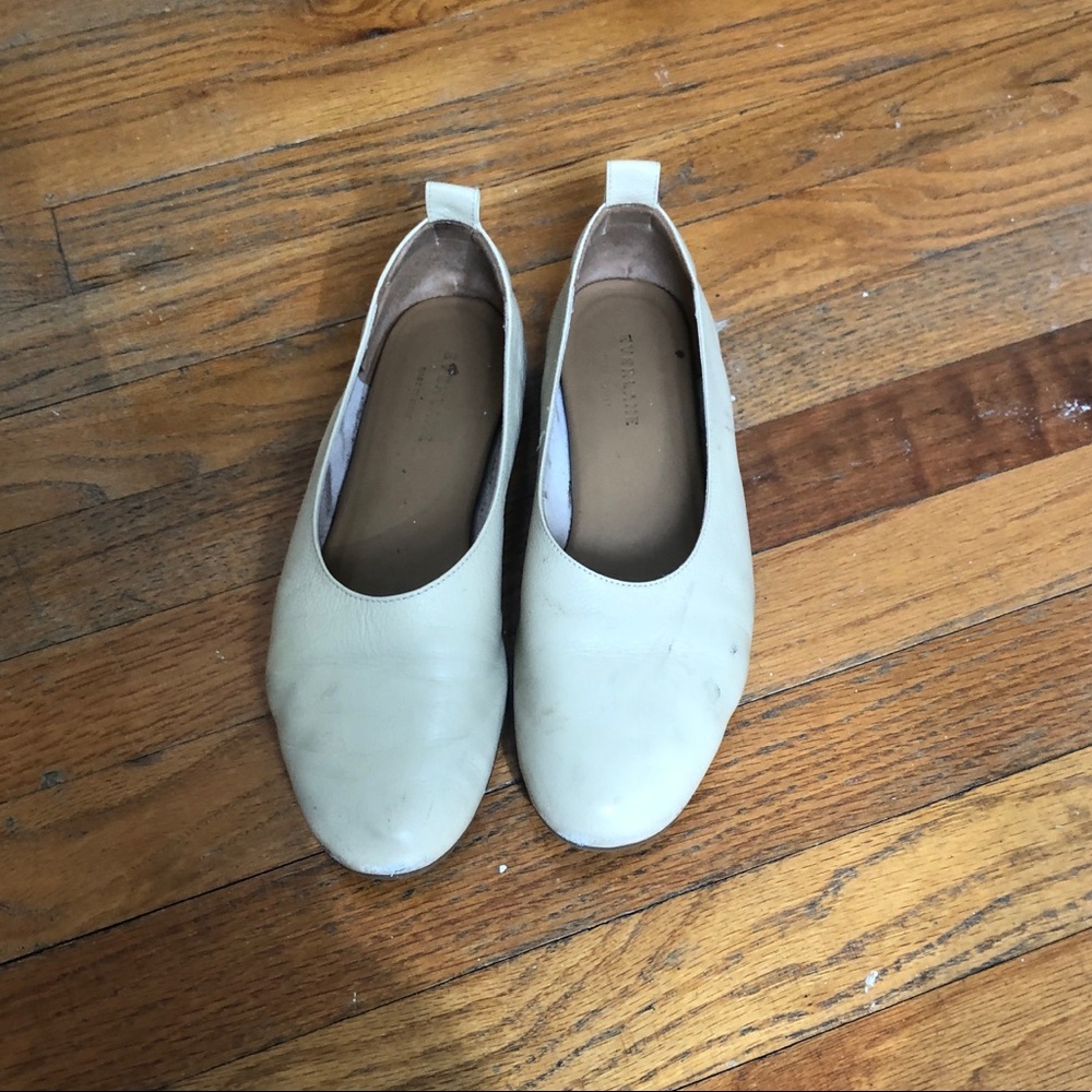 Everlane day glove in cream